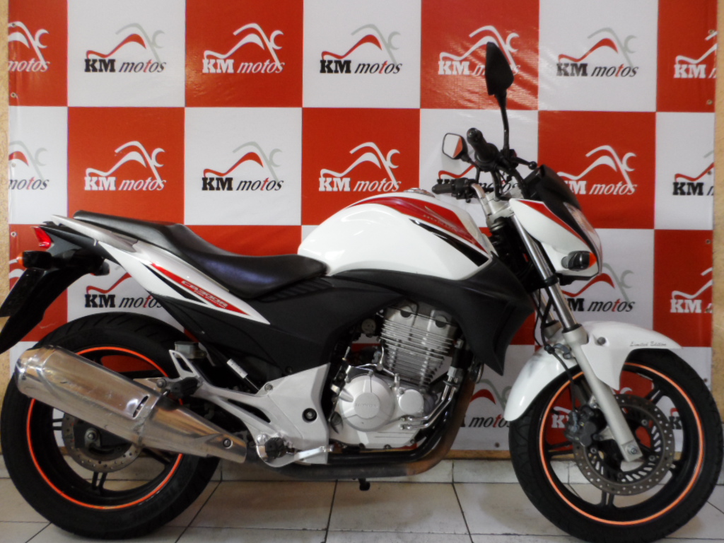 2015 cb300