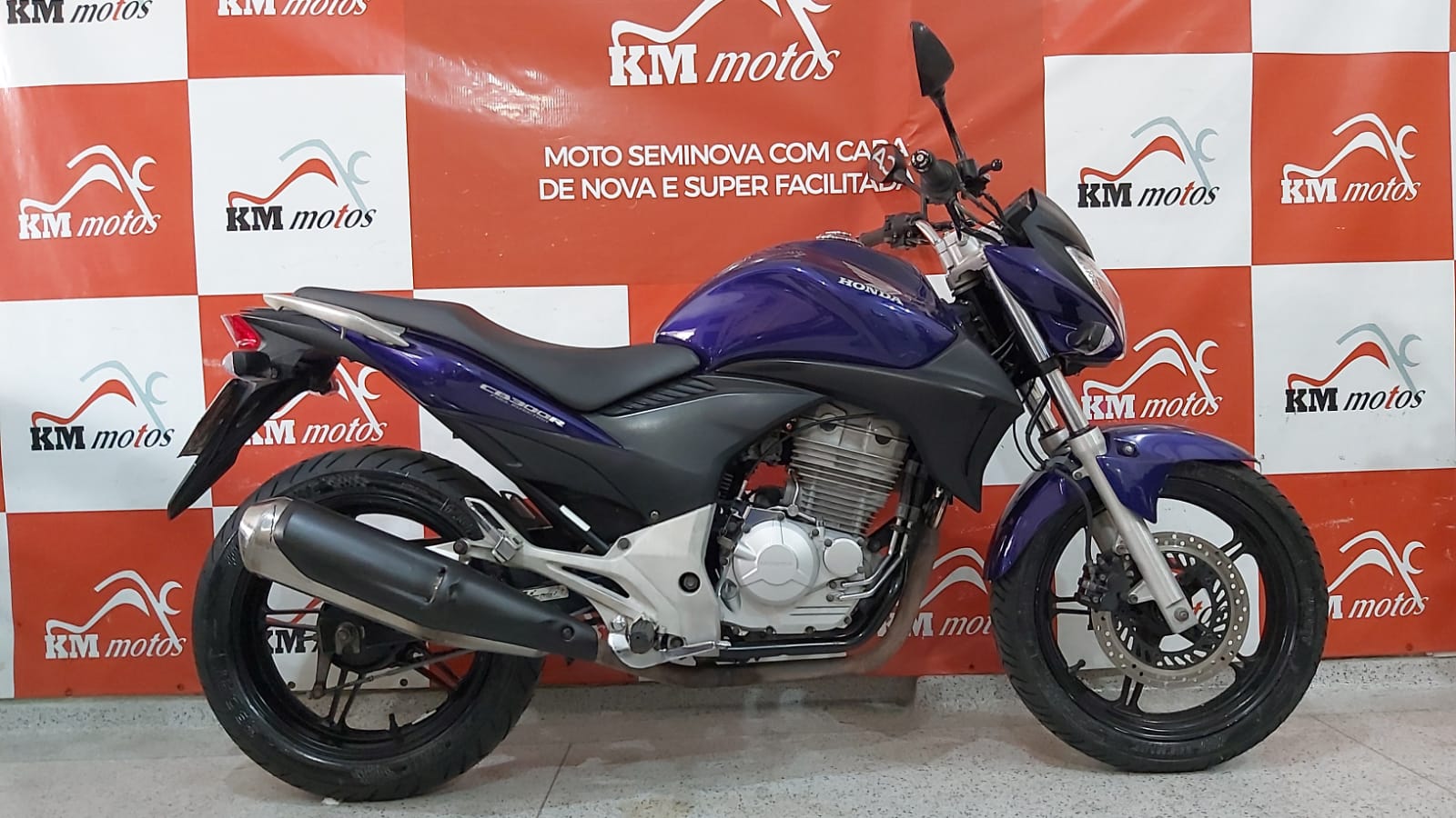 2015 cb300
