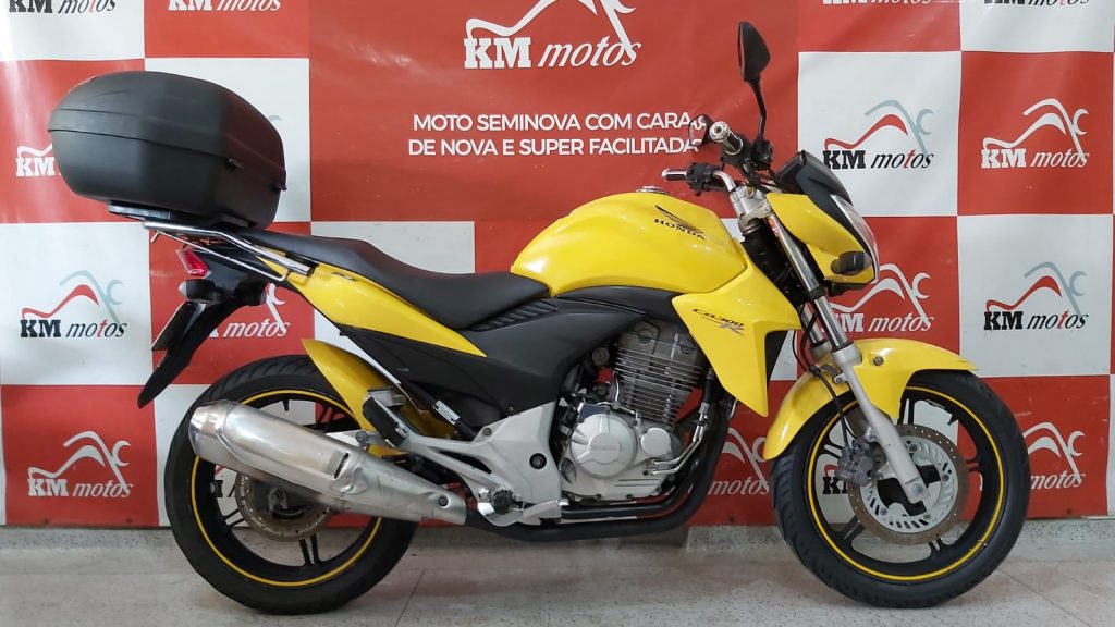 Honda CB 300R 2013 Amarela
