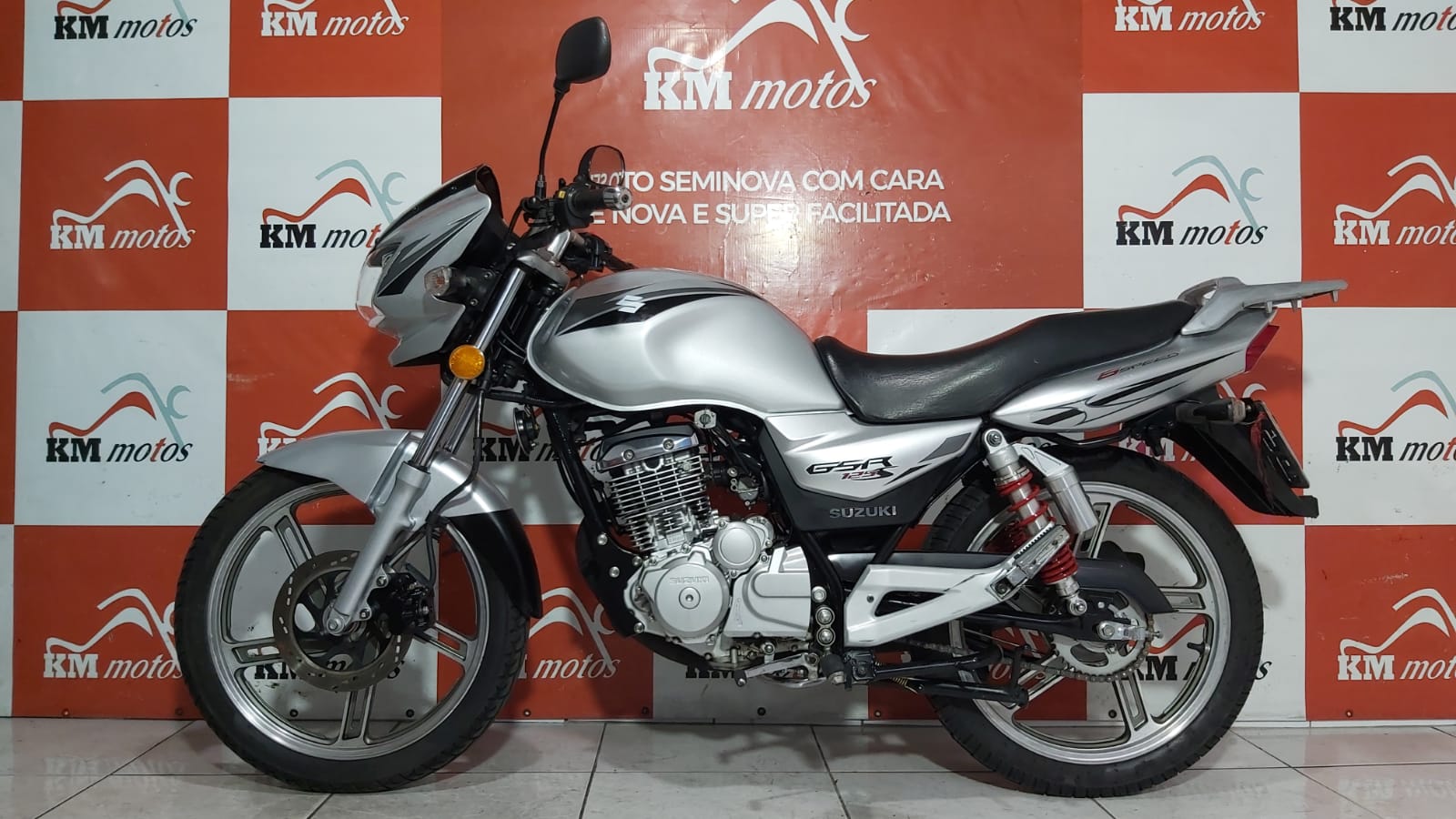 Suzuki GSR 125S 2016 Prata | KM Motos | Sua Loja de Motos Semi Novas