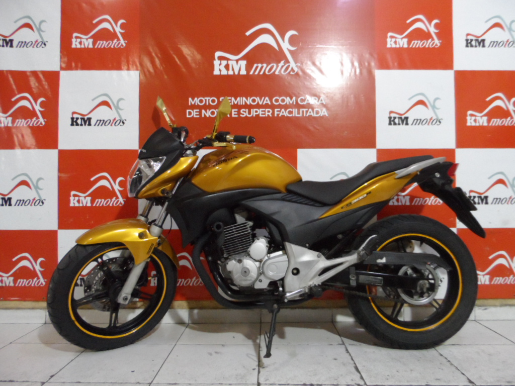 Honda CB 300 R 2010 ABS Amarela | KM Motos | Sua Loja de Motos Seminovas