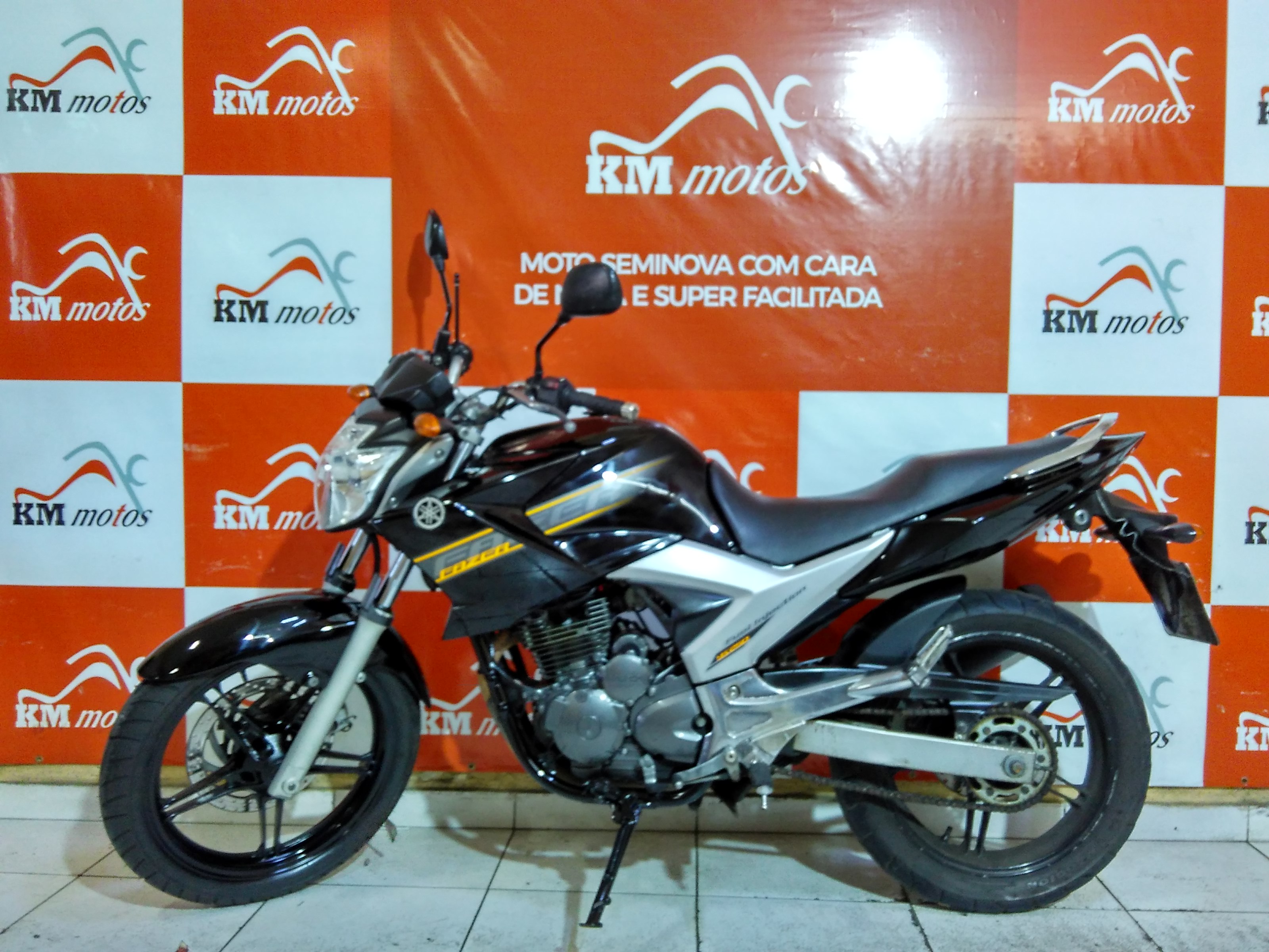 Yamaha Fazer ys 250 Preta 2011 | KM Motos | Sua Loja de Motos Seminovas