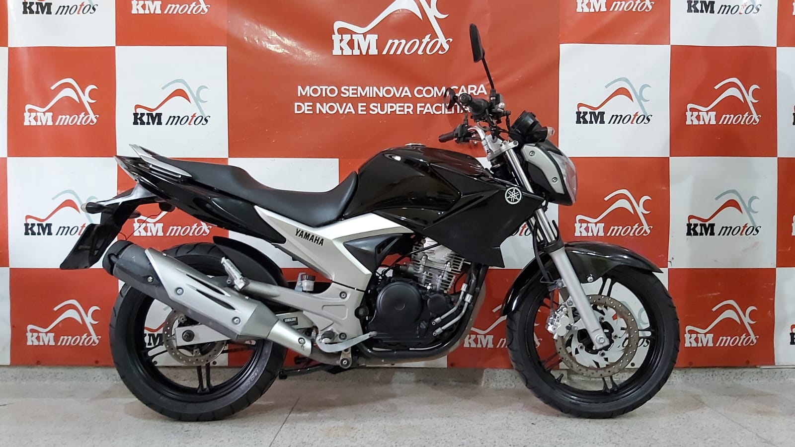 Yamaha YS 250 Fazer 2015 Preta | KM Motos Seminovas SP | Conquista