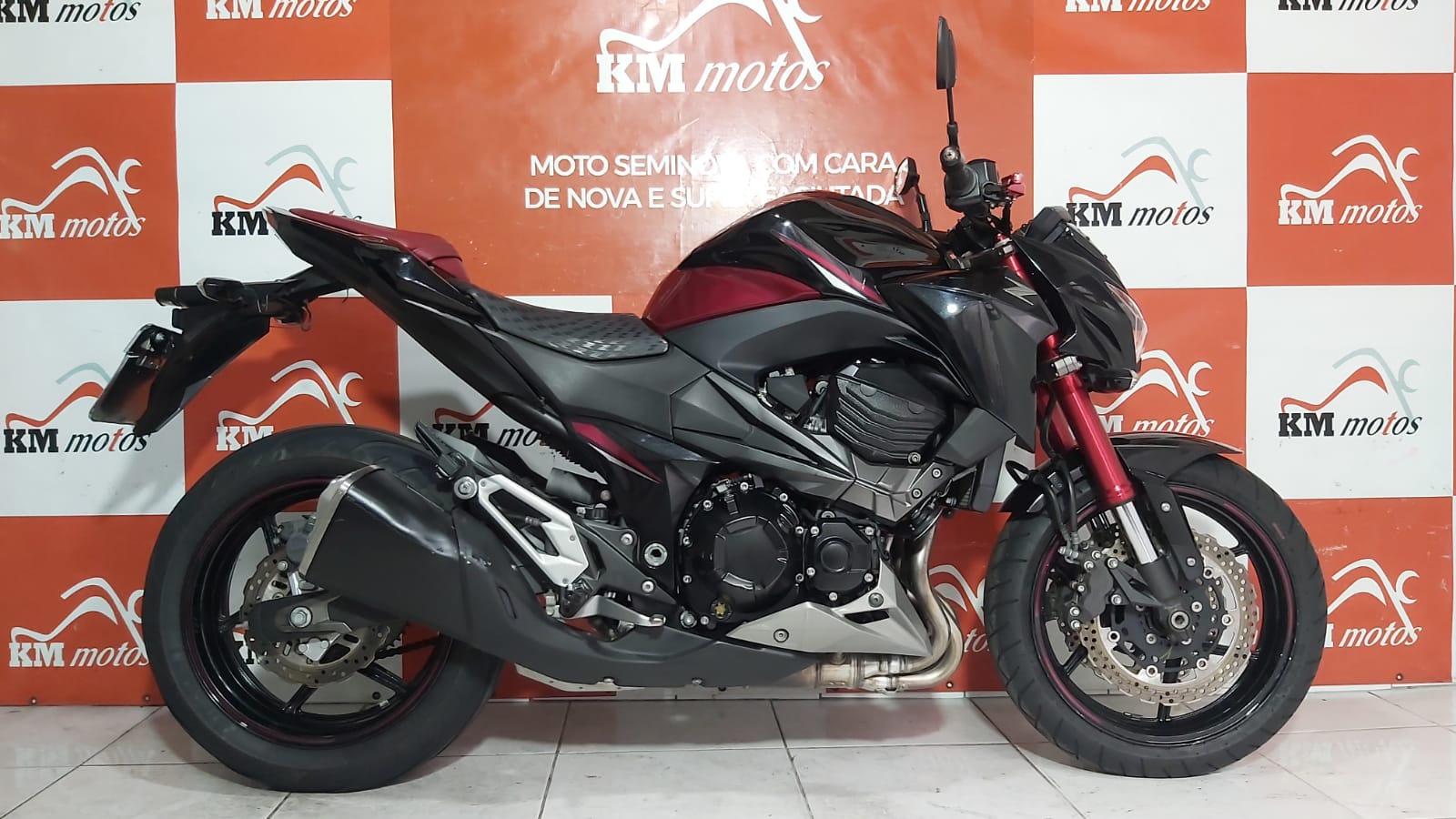 Kawasaki Z800 2017 Vermelha KM Motos Sua Loja de Motos Seminovas