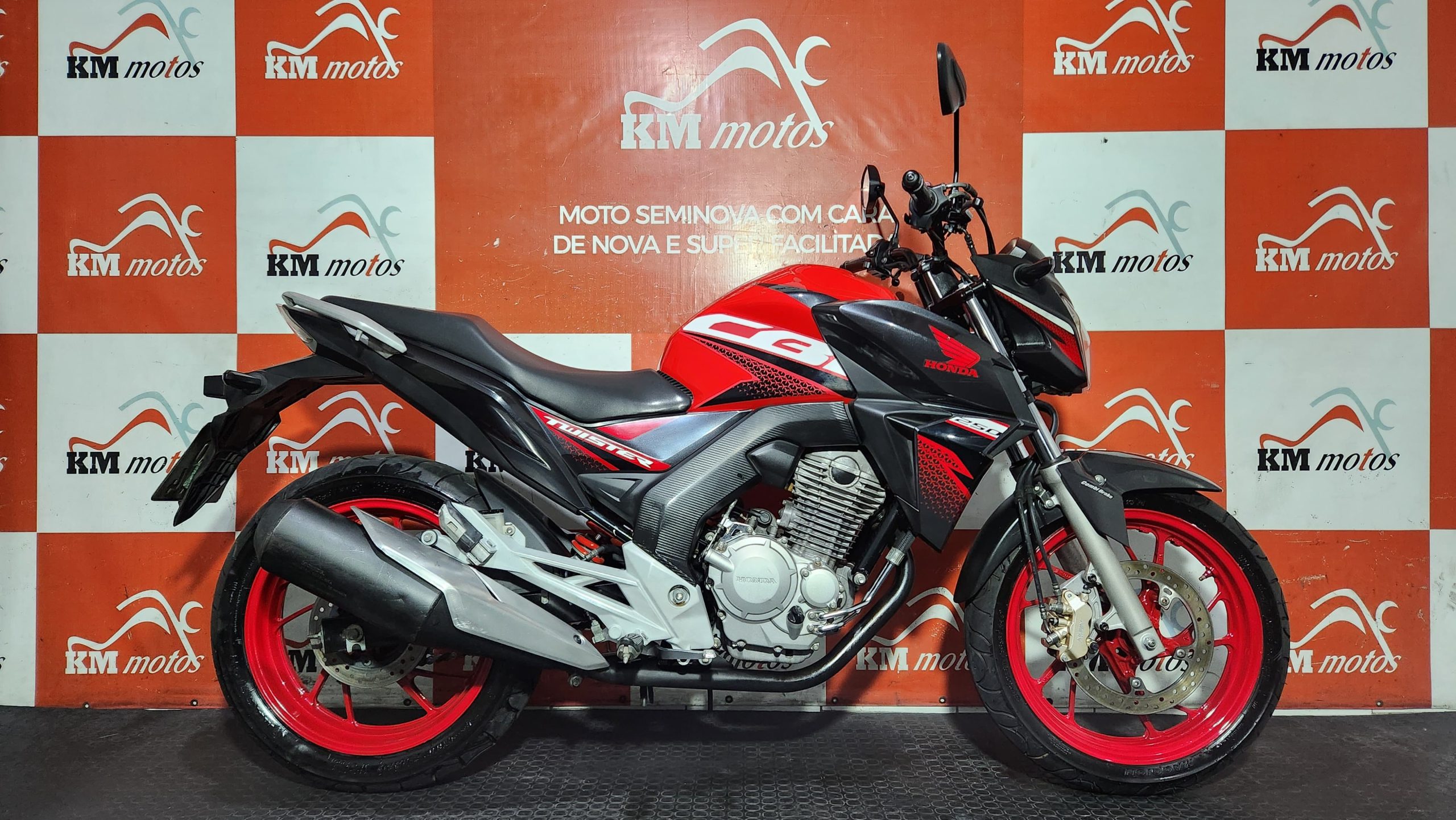 Honda CB 250F Twister CBS 2020 Vermelha