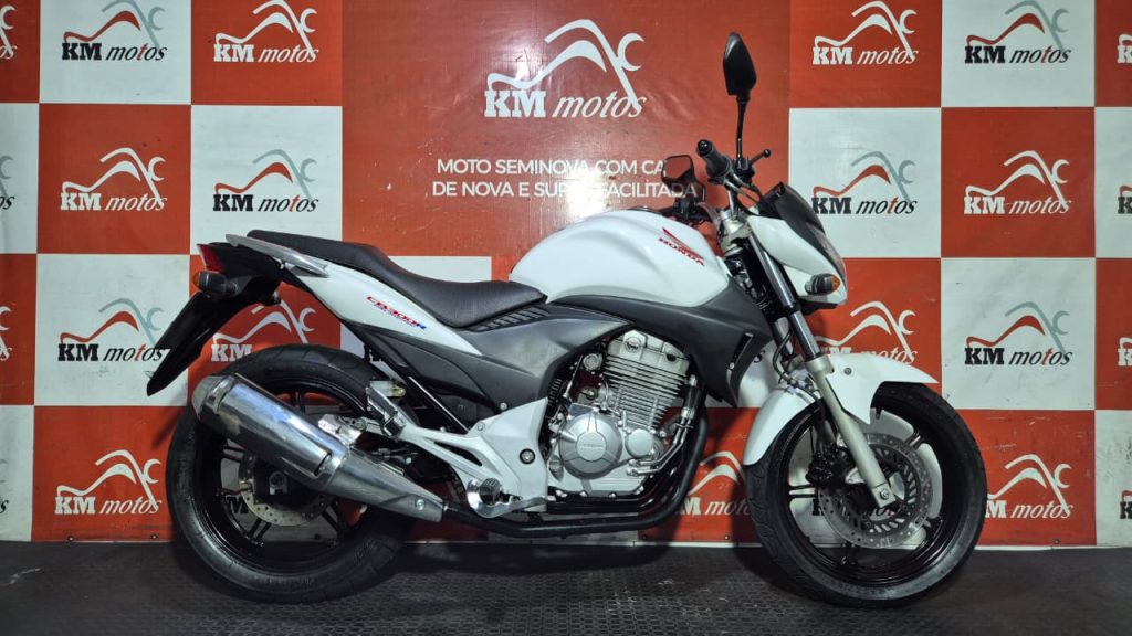 Yamaha&nbsp;CB 300R&nbsp;2012